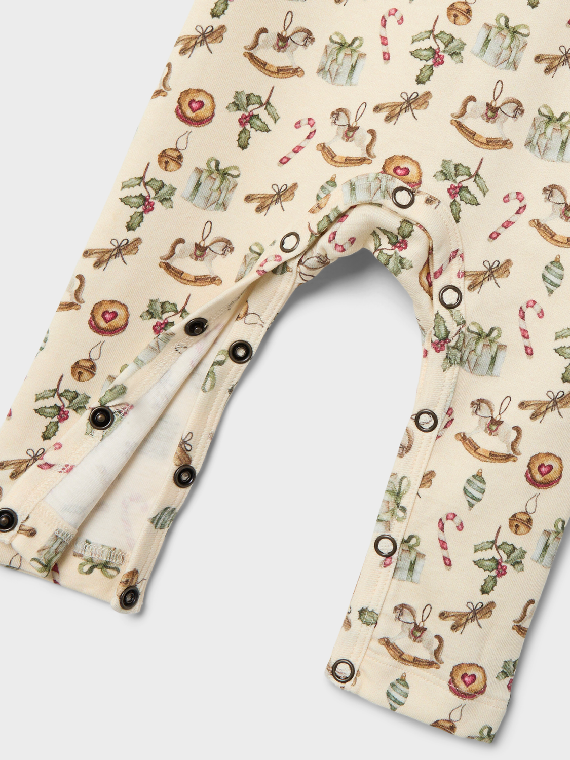 model_shot-front_full